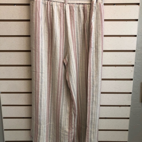 Cloth & Stone Cream & Pink Striped elastic waist w/tie & pockets capris. Size M - Picture 6 of 6